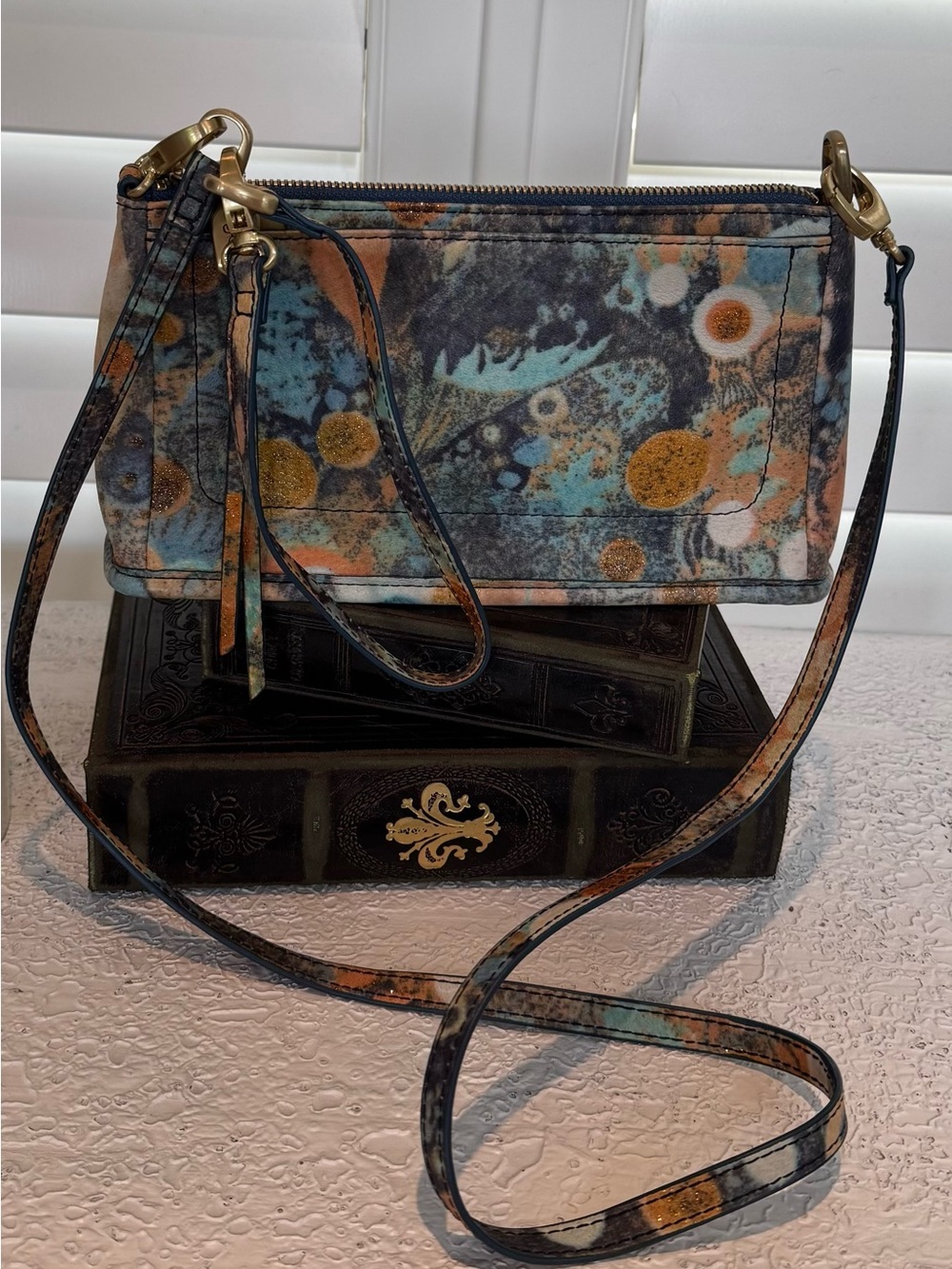 Hobo Abstract Multi-Color Crossbody Wristlet Bag